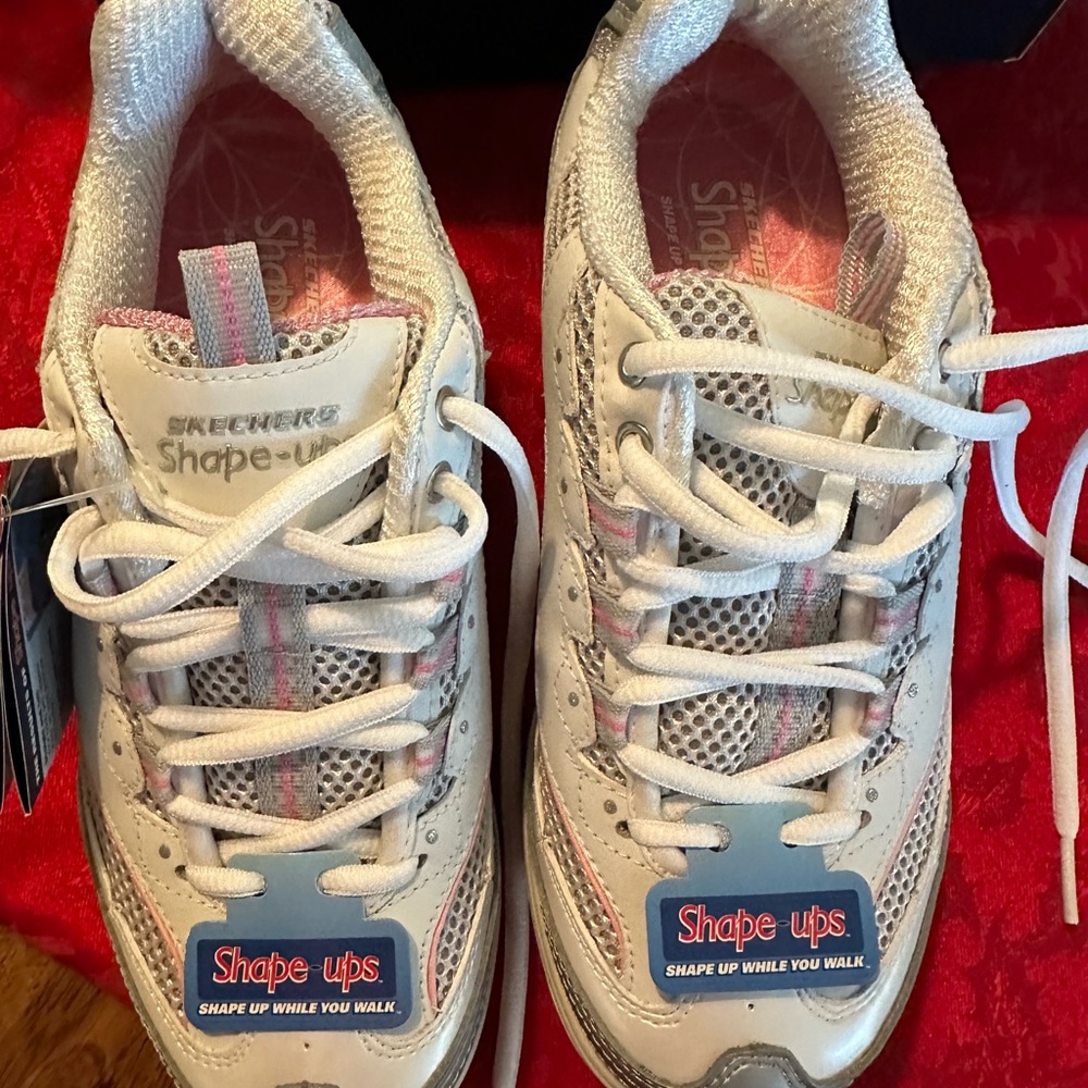 Skechers Shape Ups women! Brand new!